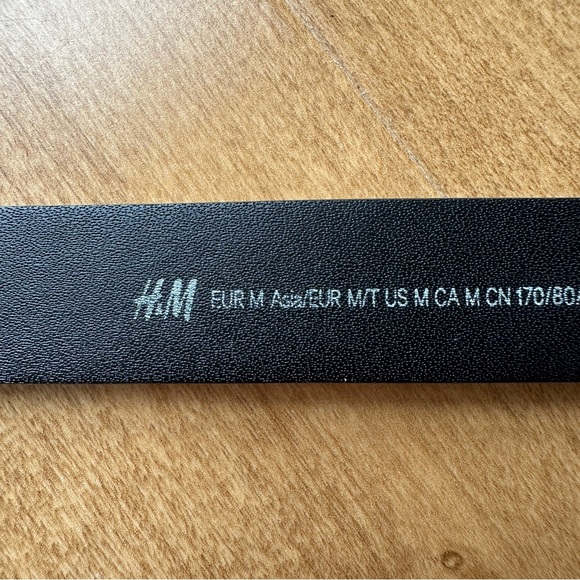 H&M Black Faux Leather Belt with Gold Buckle, Size Medium - Picture 6 of 14